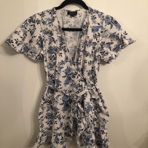 Super cute floral wrap dress